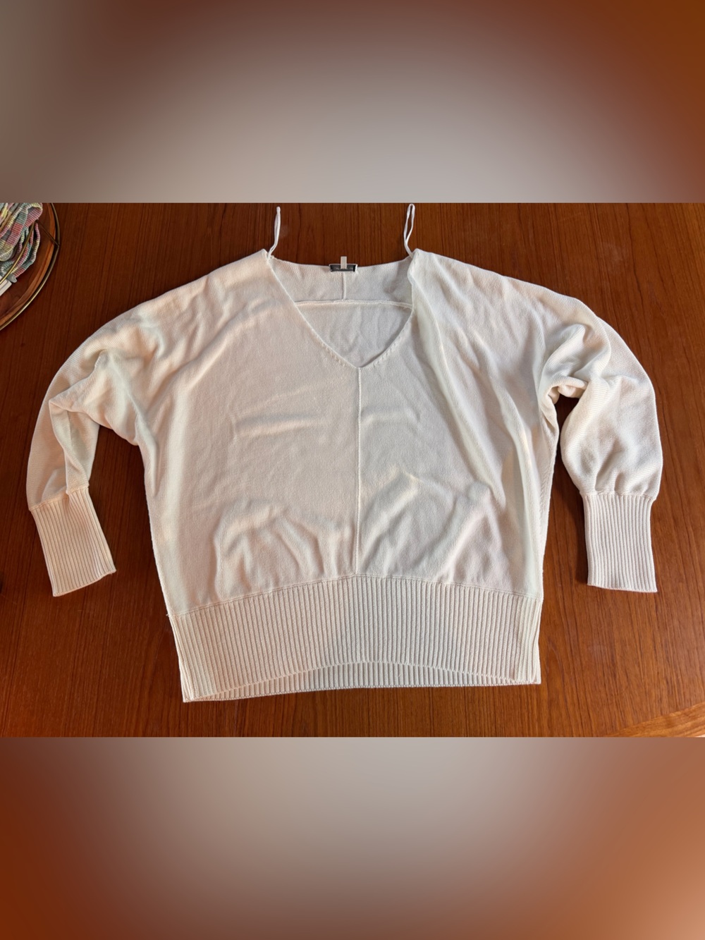 Lafayette 148 New York Cream V-Neck Lightweight Sweater